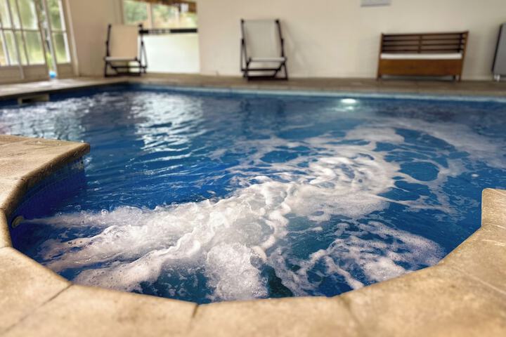 Pool 42 of 106