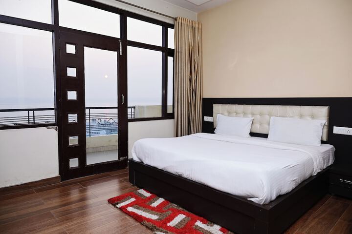 Room 29 of 62