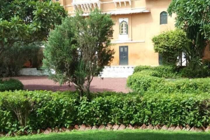 Hotel Exterior 53 of 68