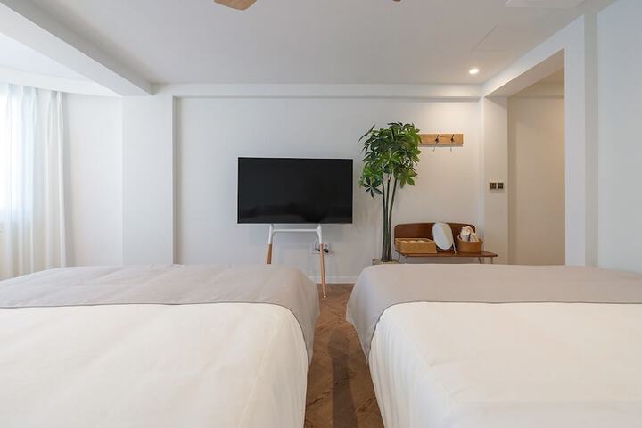 Room 19 of 41