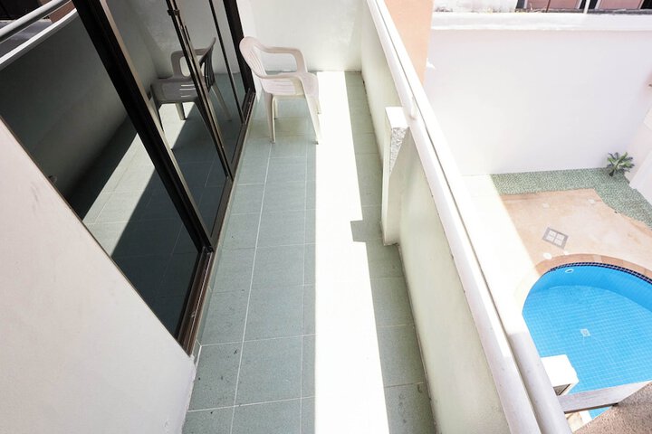 Terrace/Patio 72 of 136