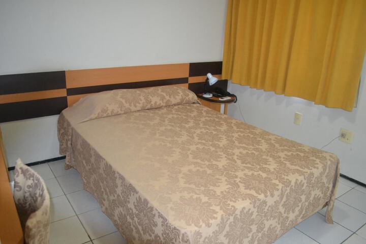 Room 11 of 37