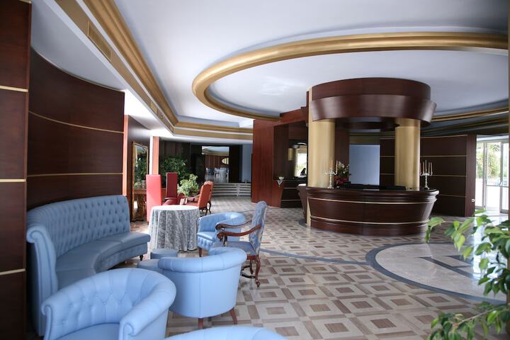 Lobby Photos
