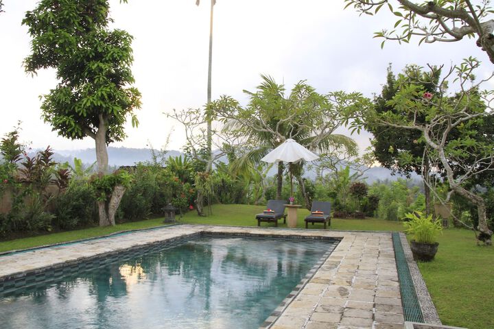 Pool Hotel