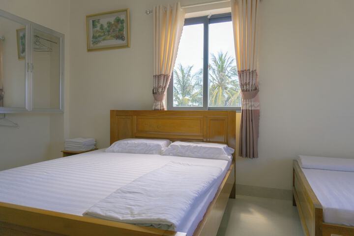 Room 16 of 23