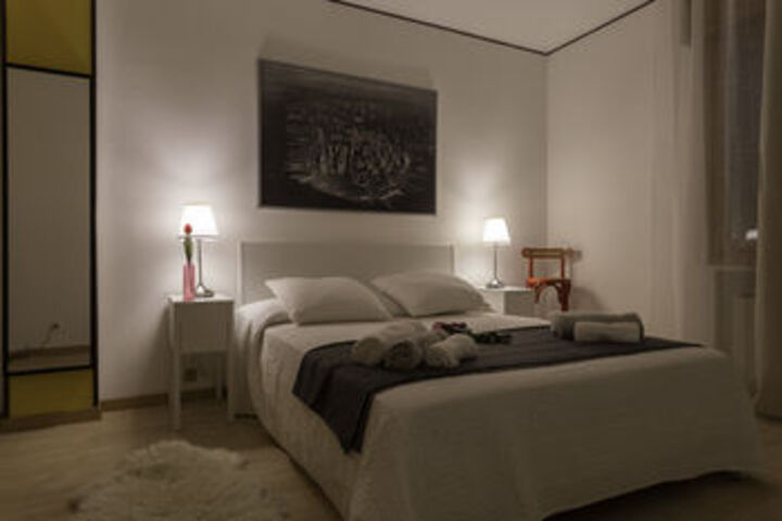 Room 379 of 871