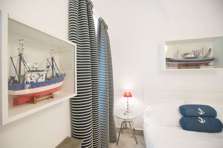 Room 16 of 89
