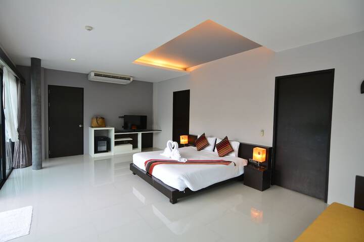 Room 46 of 146
