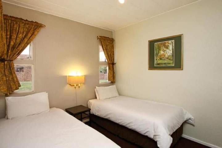 Room 6 of 26