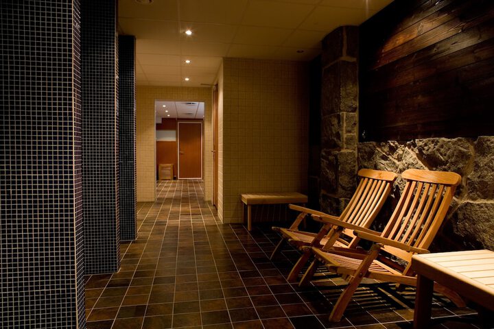 Spa 50 of 63