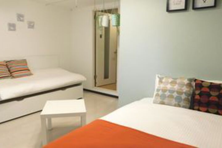 Room 65 of 89