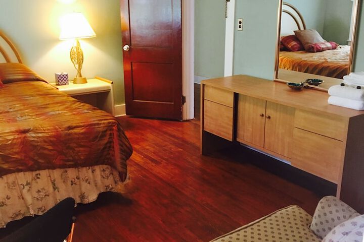 Room 36 of 246