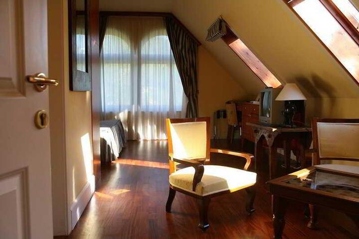 VILLA UHU
