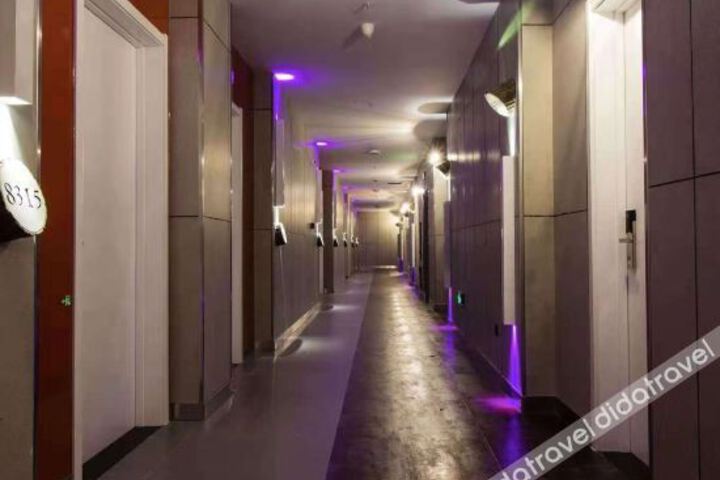 Hotel Interior 10 of 16