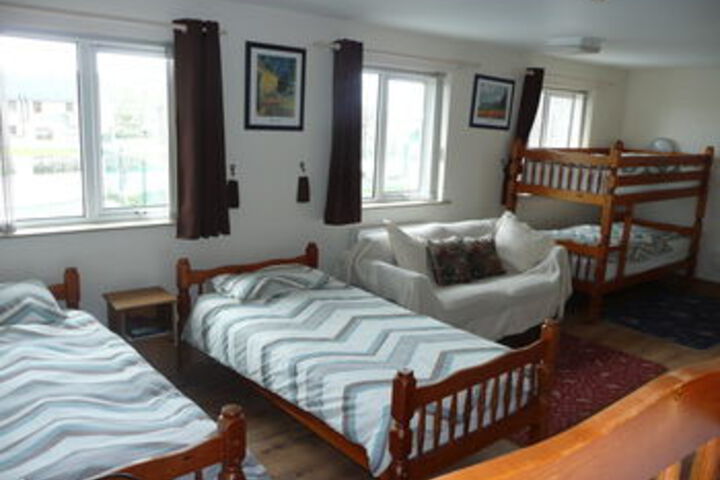Room 10 of 21