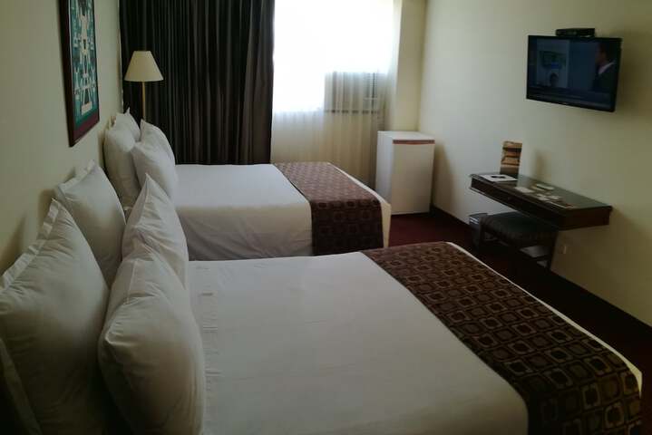 Room 8 of 64