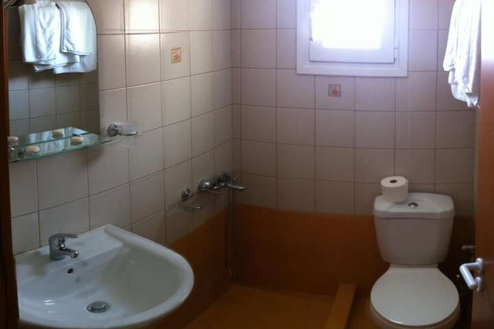 Room 22 of 43