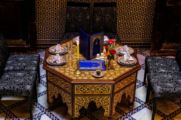 Dining 48 of 64