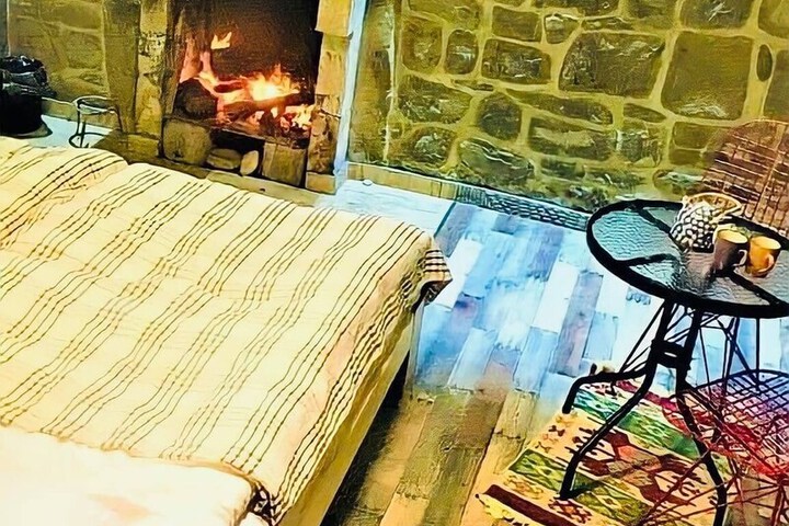 Room 5 of 46
