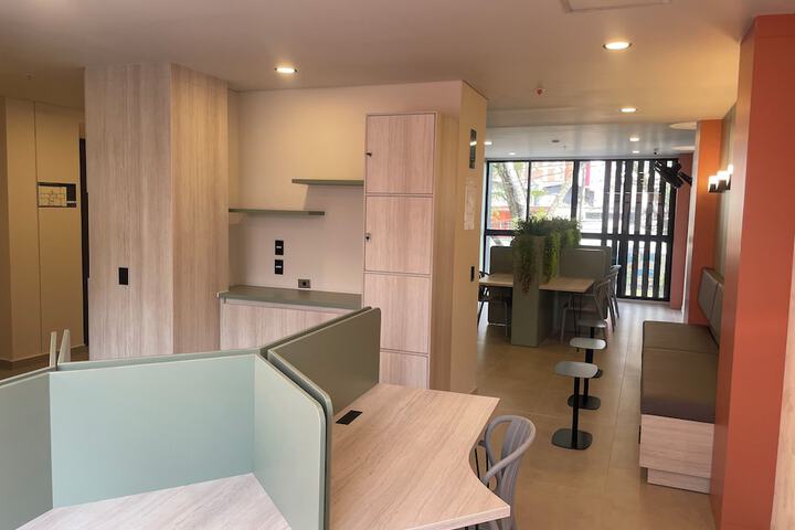 Business Center 106 of 114