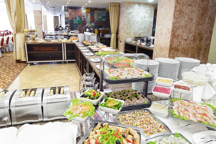 Dining 64 of 96