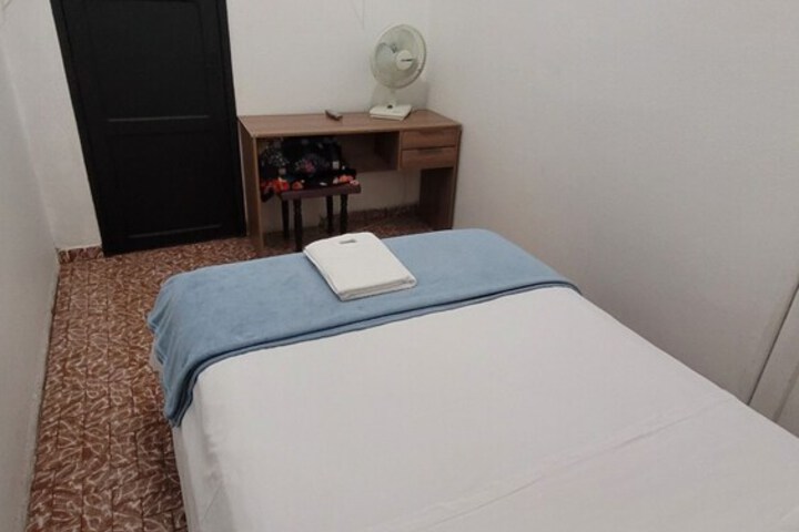 Room 22 of 32