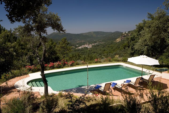 Pool Hotel