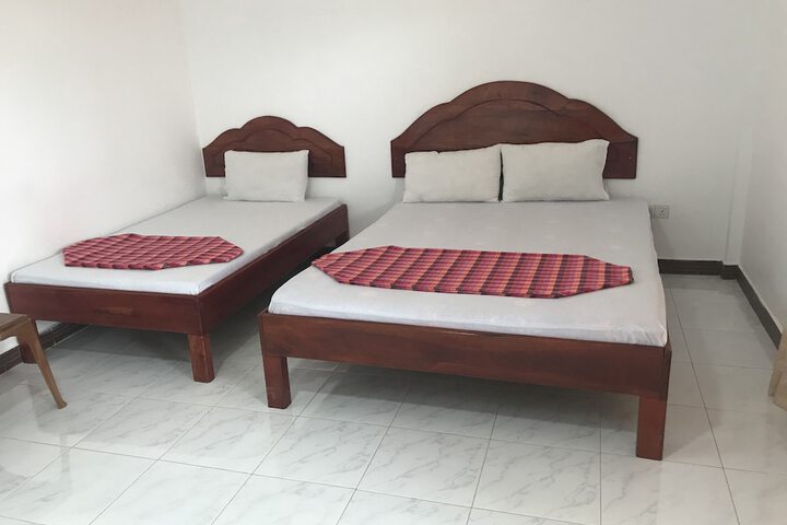 Room 14 of 28