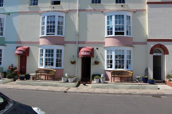 Hotel Entry