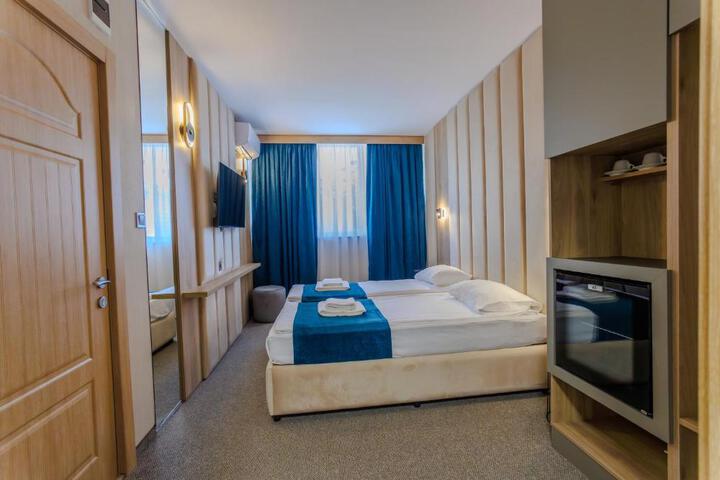 General 24 of 47
