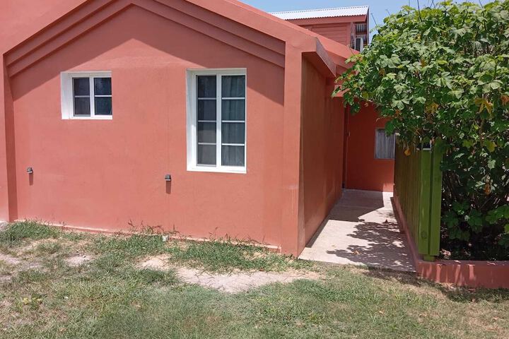 Room 103 of 157