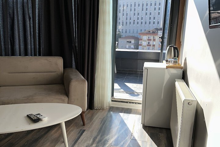 Room 9 of 56