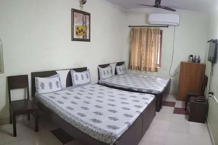 Room 21 of 31