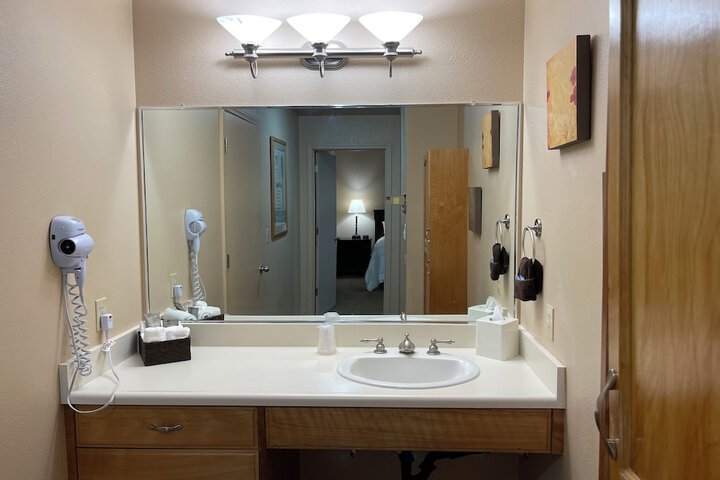 Room 38 of 97