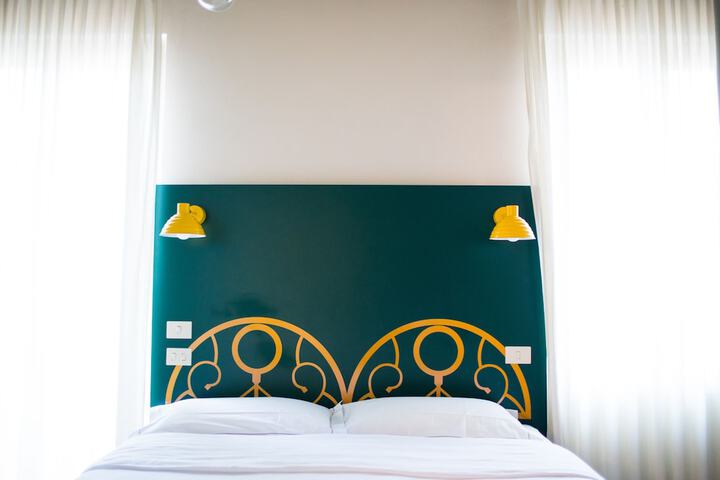 Room 23 of 43