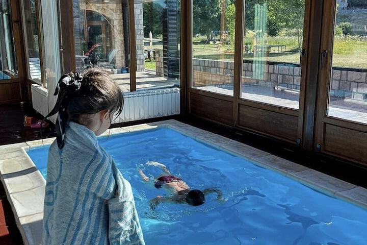 Pool 72 of 109