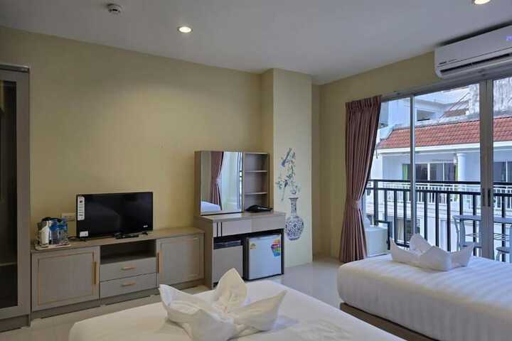 Blue Sapphire Hotel