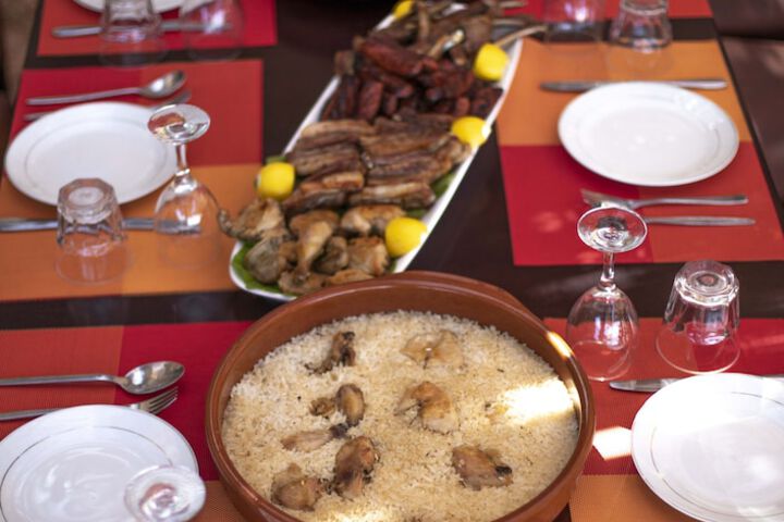 Dining 90 of 131