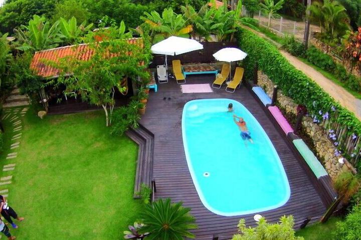 Pool Hotel