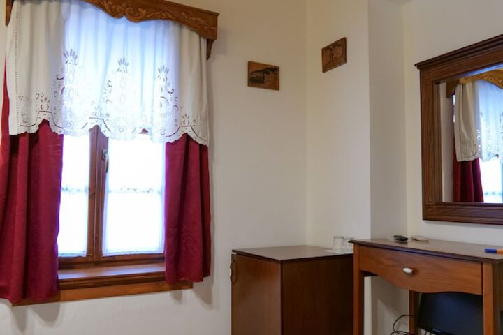 Room 13 of 62