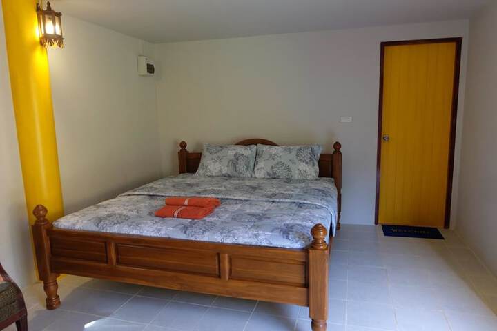 Room 11 of 35