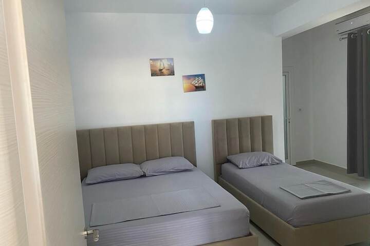 Room 6 of 23