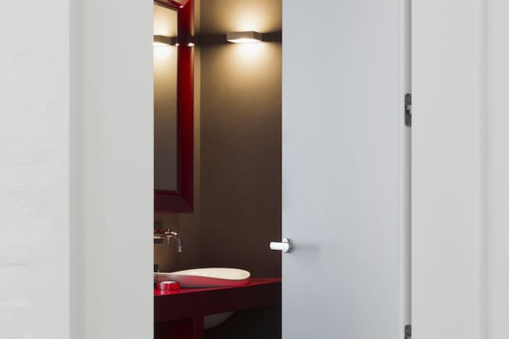 Room 28 of 45