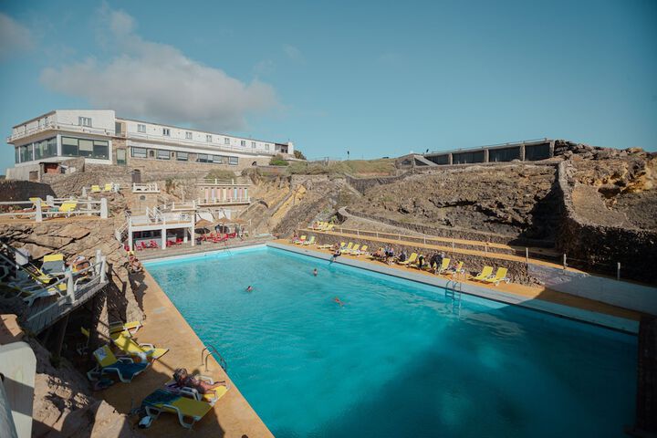 Hotel with Pool