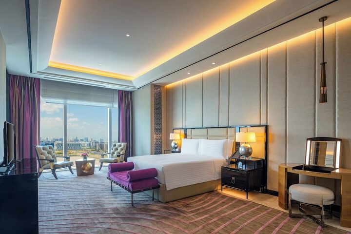 Room 10 of 95