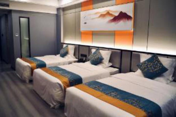 Room 20 of 21
