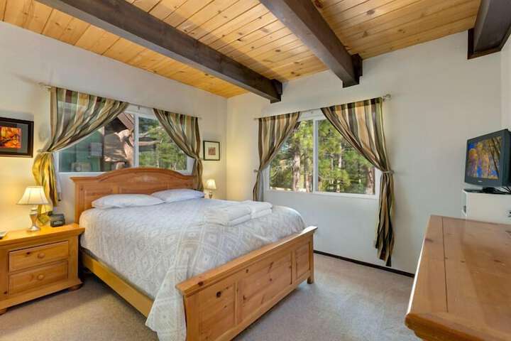 Room 3 of 9