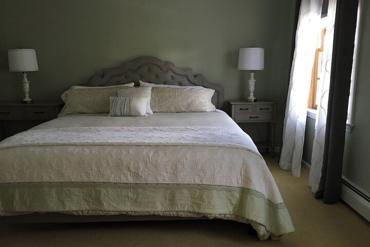 Room 12 of 46