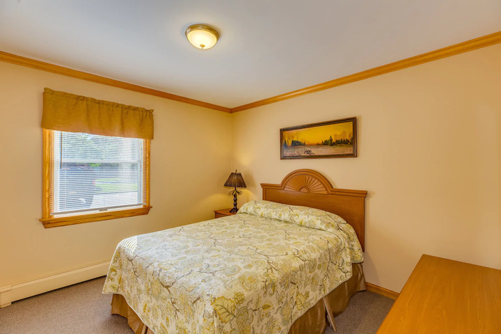 Room 5 of 7