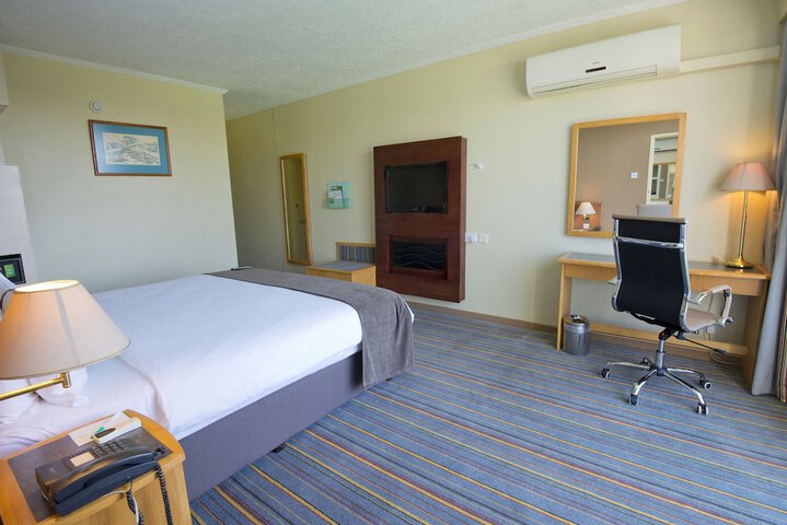 Room 74 of 184